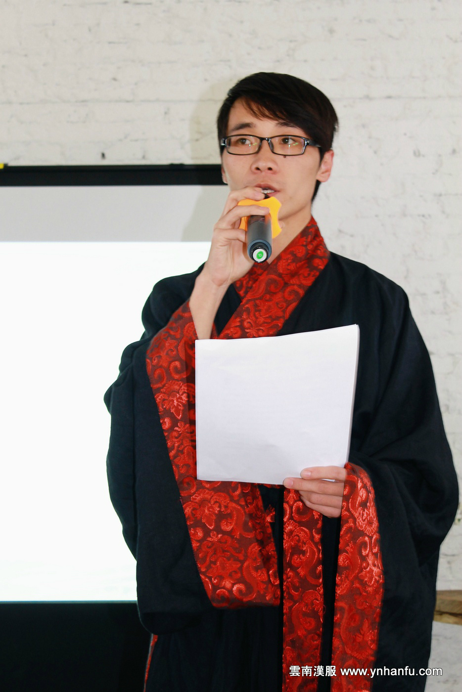 00021_IMG_8408