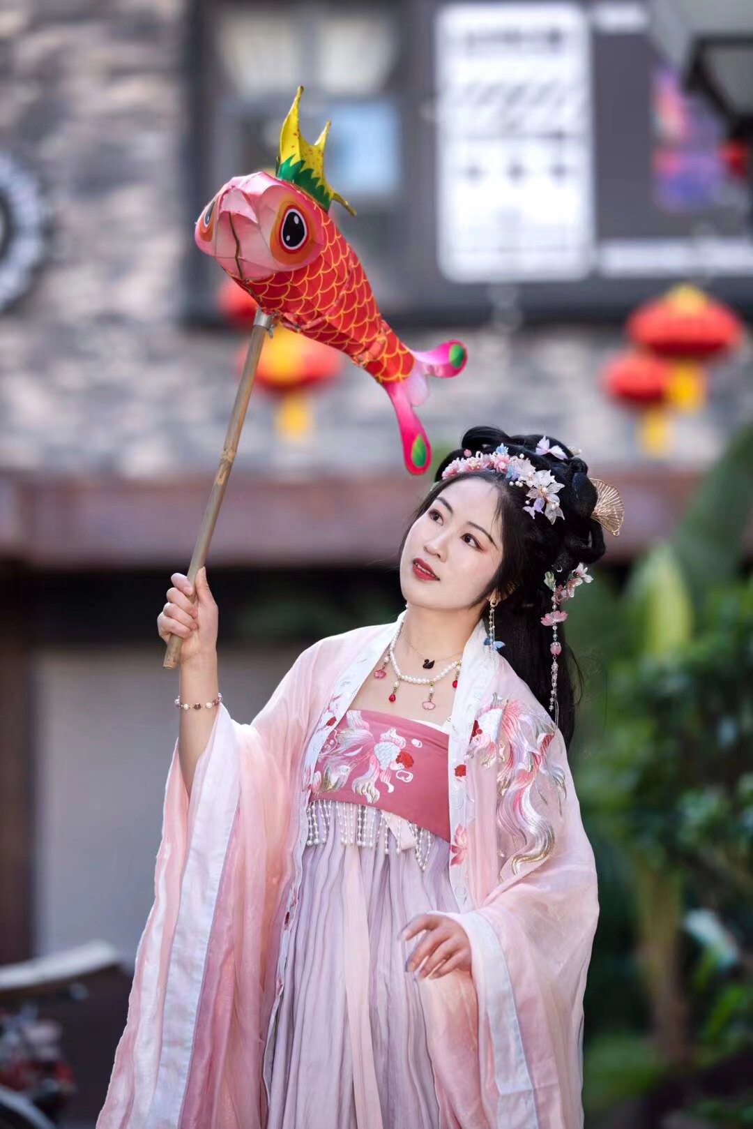 明天晚上19点半周五来南强街Za街 有汉服游园汉服集市 聚会 火锅聚餐