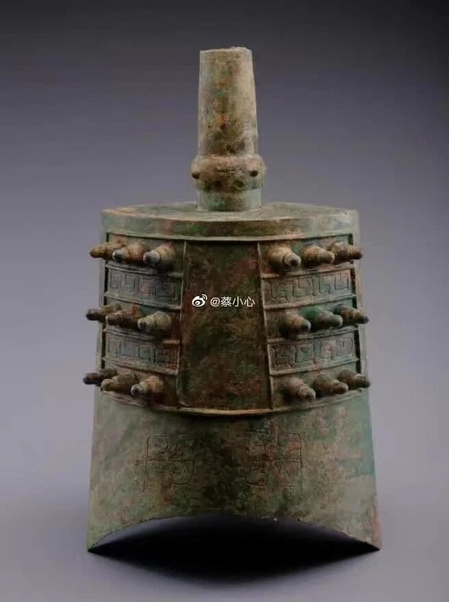 牧野之戰 究竟發生在哪一年，歷代各位學者都有爭議 公元前1046？ 1045， 1027？現在我們利用先進的數學和天文學的研究成果，可以輕易的推演數萬年之間星際變化，我們還原一下"昔武王克商，歲在鶉火，月在天駟，日在析木之津，晨在斗柄，星在天"的天象，木星12月（周代一月子月，為現在的的12月）在柳宿和張宿之間（鶉火） 時間為公元前1045年丙申年,一月癸亥甲子牧野之戰, 三月戊辰日武王頒布政令。丙年 三月庚寅，戊日，戊癸化火剛好周朝為火德，善禮樂制度，一氣呵成。
斷代工程推斷的時間為1046年，乙未歲，主要沒有考慮到地球歲差axial precession 會導致星宿整體緩慢移動，現在的乙未歲，歲星在鶉火；但是3000年前，歲星在鶉火的時候是丙申歲。