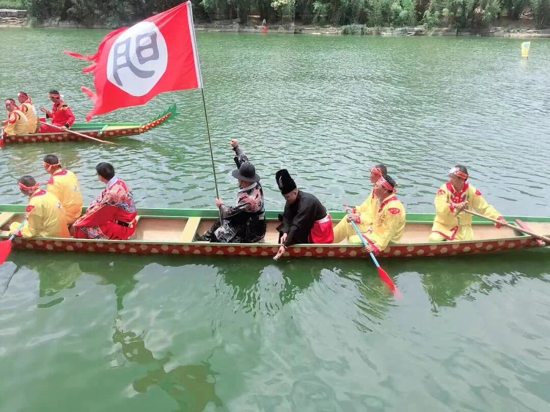 今天6月8日 世博園 昙花寺 金殿 大观楼 活动和昨天一样 穿汉服都免门票 世博园想坐龙船出海的每天有部分名额找我报名 晚上南强街有汉服集市和文化遗产讲座 下午 16:90