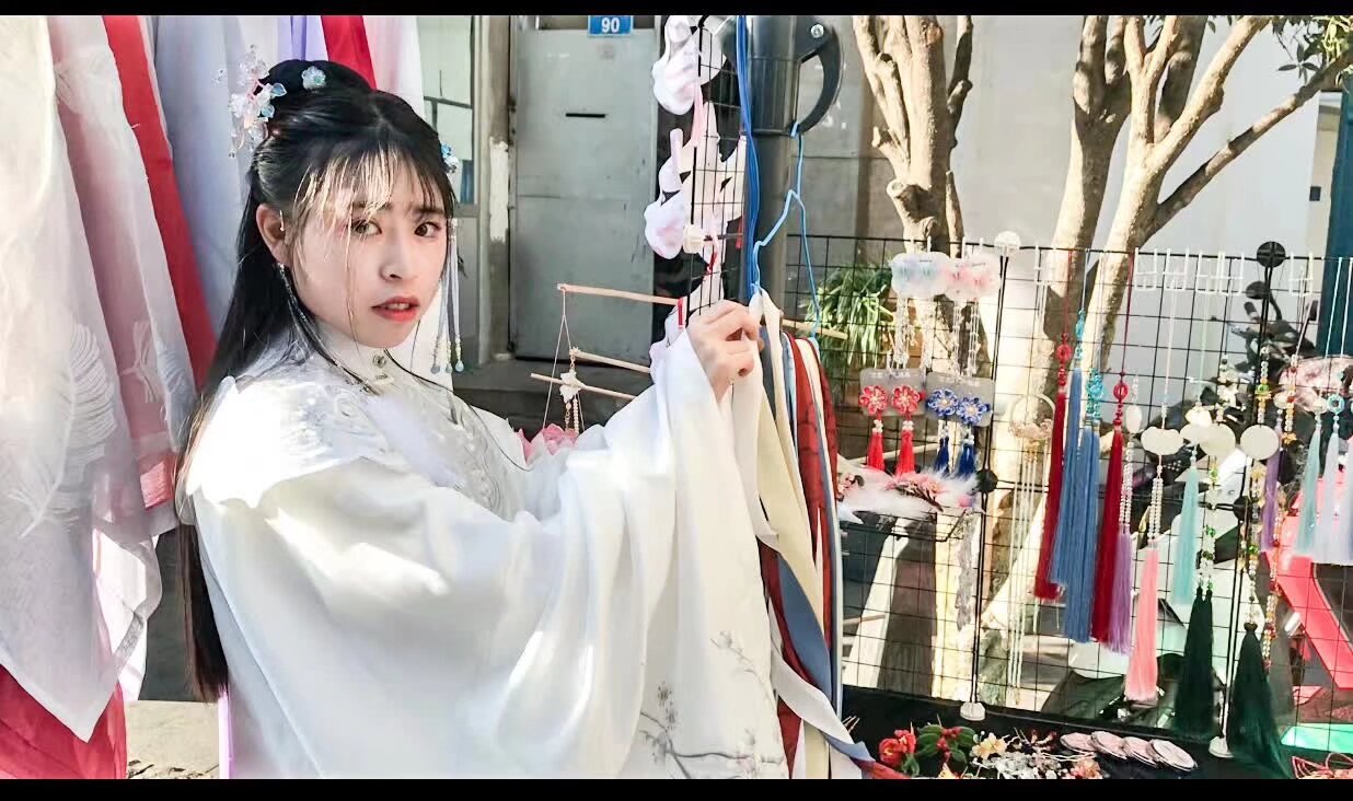 云南汉服 南强街汉服集市 四月六 四月七日 下午到晚上 市中心南强街