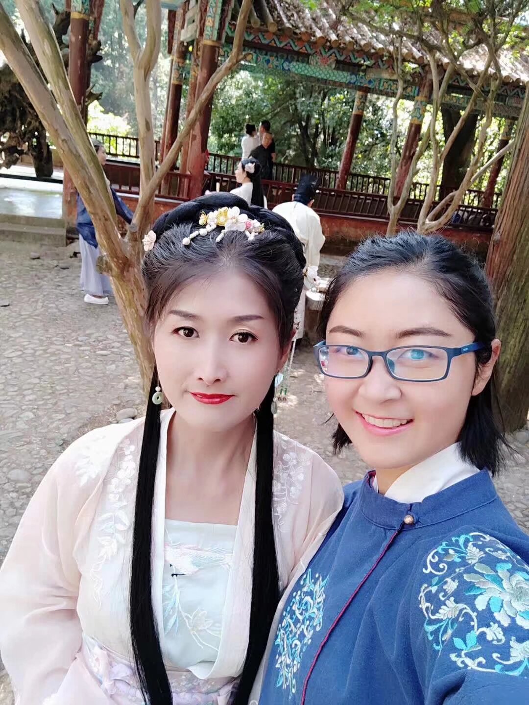 网易 网易 清明 清明