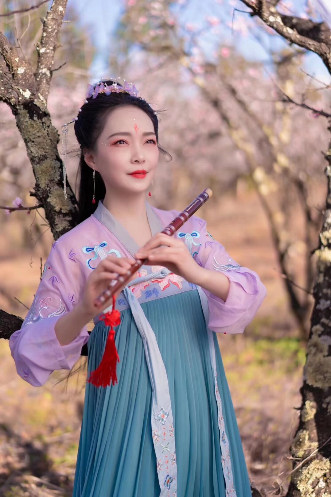 看我们富民的舵主 思美人