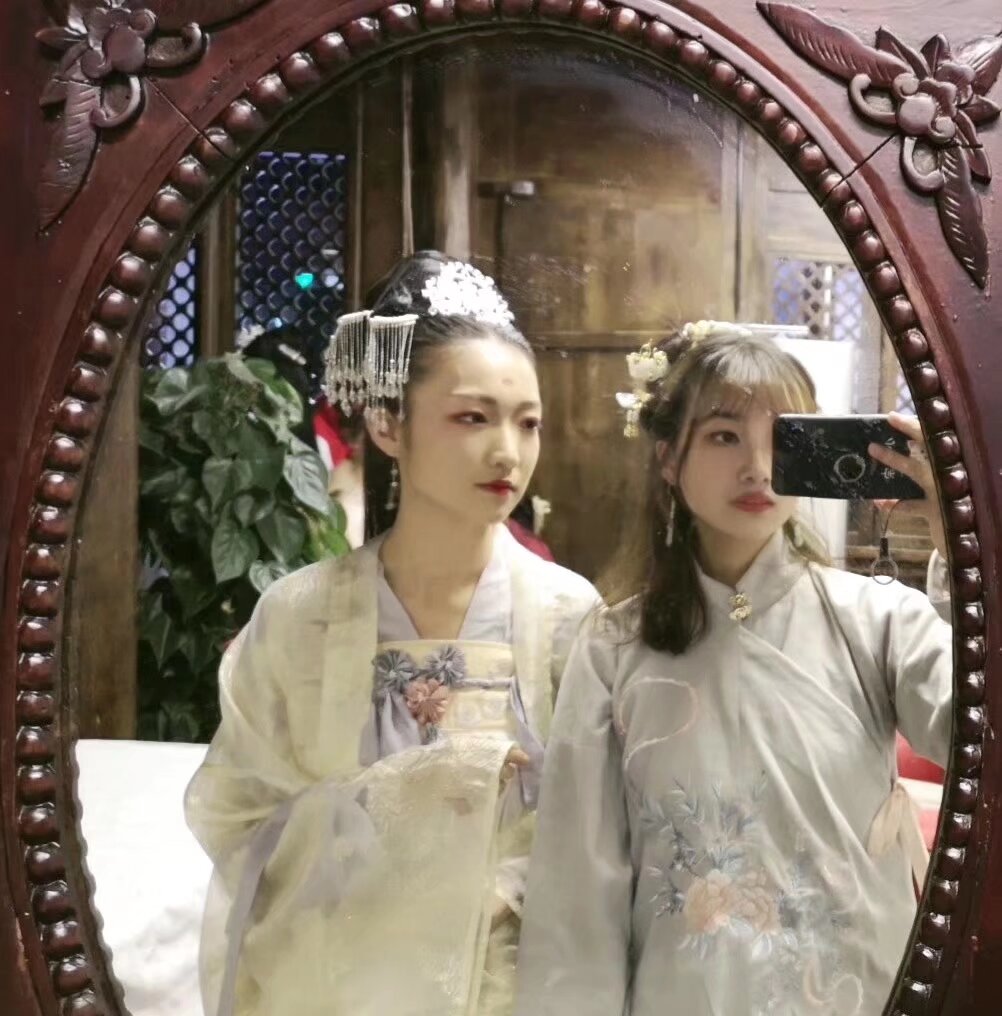各位宝宝快把昨天元宵的美照交给我 只要好看的个人的也要