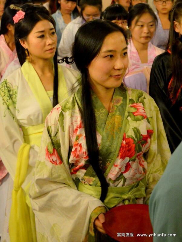 云南汉服 中秋文化节 2014年9月8日 官渡古镇 汉服巡游 祭月 灯会 报名电话 18687196991 QQ 860091991 wechat fireparty 报名需要提供名字电话人数 各分会按照分会报名