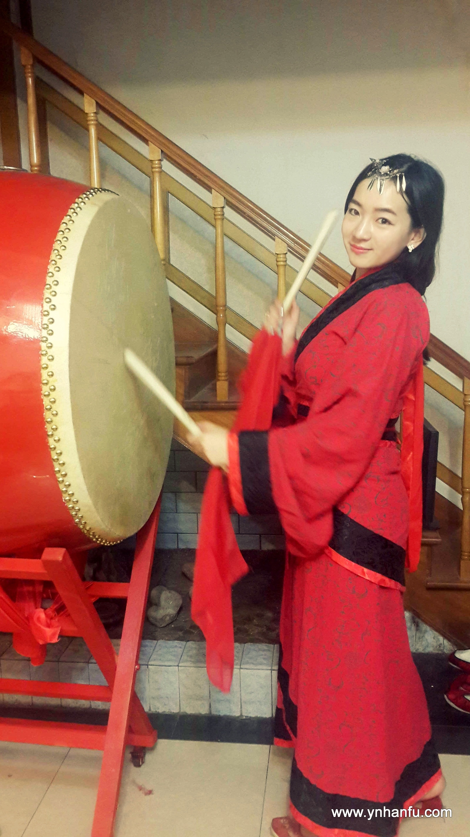 喵喵 大红鼓