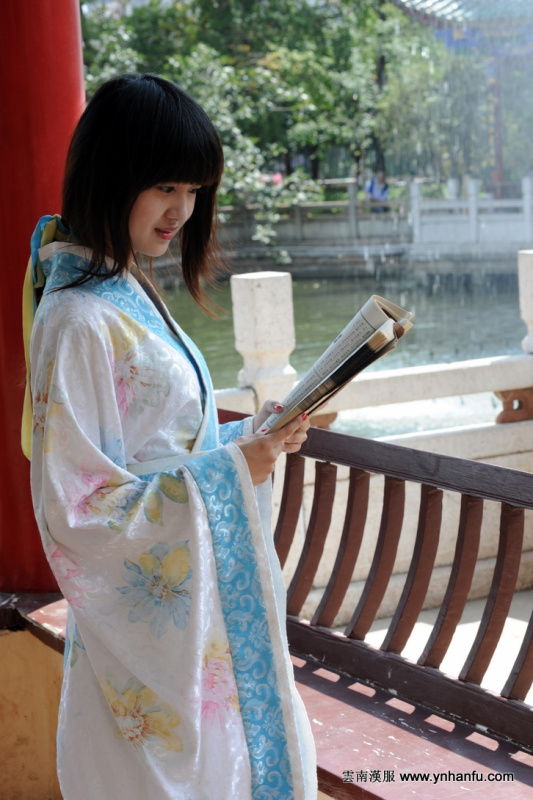 00208_ZMI_7499